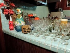 Vintage Kitchenware, Glassware and Wine Glasses