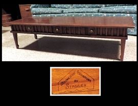 Mid Century Modern Coffee Table No. 465, Distinctive Furniture by Stanley