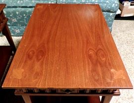 Pair of Mid Century Modern End Tables by Stanley, Close Up of Inlaid Design, No. 461
