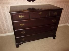 Mahogany dresser w/ detached mirror
