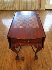 Antique drop-leaf game table - ball & claw feet
