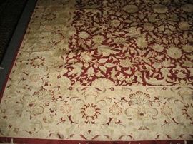 10' x 14' Cranberry/Cream