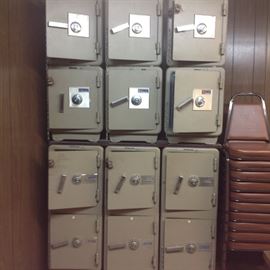Wall of safes and lockers