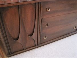 Mid-Century Broyhill Brasilia Dresser. 