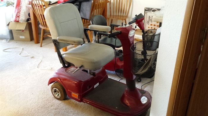 Scooter red mobile cart