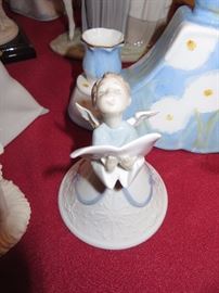 LLARDO CHOIR BOY BELL
