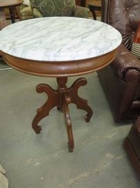 VICTORIAN PARLOR TABLE IWHT MARBLE TOP
