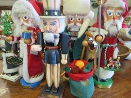   NUTCRACKER   GREEN SANTA  MADE IN GERMANY
  JOYEUX NOEL PERE NOEL NUTCRACKER   STEINBACK 
 BAVARIAN SANTA NUTCRACKER   STEINBACK 
  FATHER XMAS NUTCRACKER   STEINBACK 
UNCLE SAM  NUTCRACKER   SUSAN MILFORD
