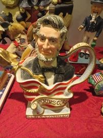 ABRAHAM LINCOLN TEAPOT  FITZ & FLOYD LIMITED EDITION (ONLY 500 PRODUCED
