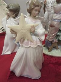 LLARDO "ANGEL OF THE STARS"  8132
