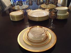 Gold Embellished Porcelain Formal China
