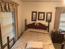 See All Items, Photos & Other Estate Sales At: www.Gleatons.com 