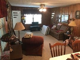 See All Items, Photos & Other Estate Sales At: www.Gleatons.com 