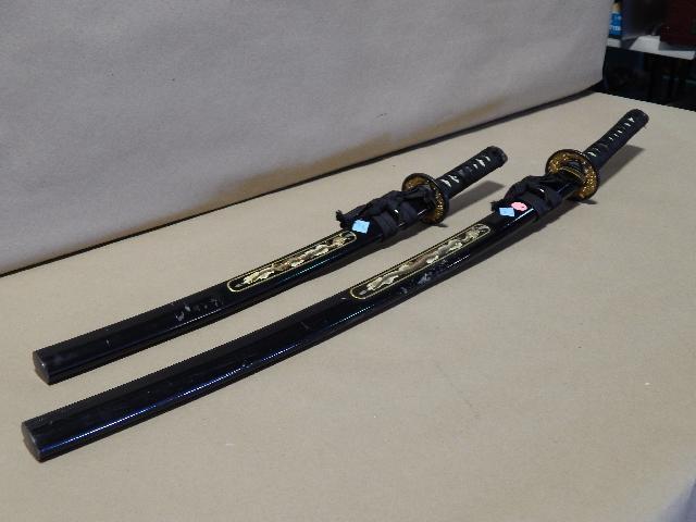 Matching set of Samurai-style swords with scabbards, 41" and 27"