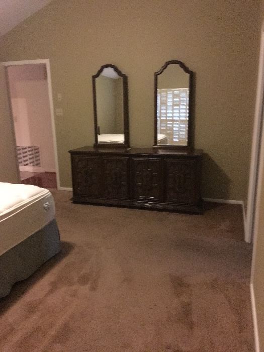 Large double dresser with 2 mirrors