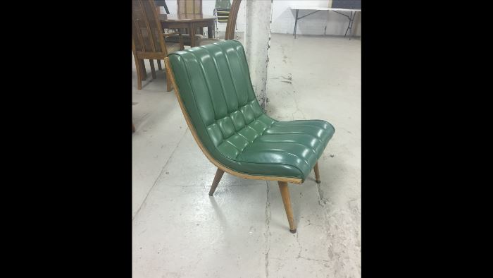 Mid Century Modern Carter Bent Plywood Scoop Chair
