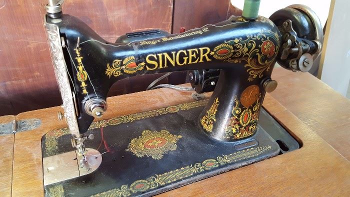 Antique SINGER Machine