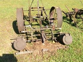 Top of yard - clothesline area - Sold