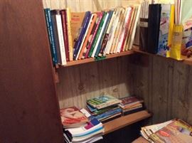 Booklets, pamphlets, quilting books