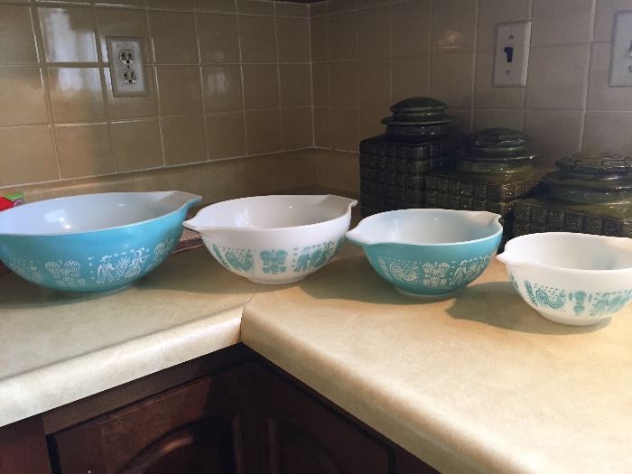 Pyrex Butterprint Cinderella bowls 