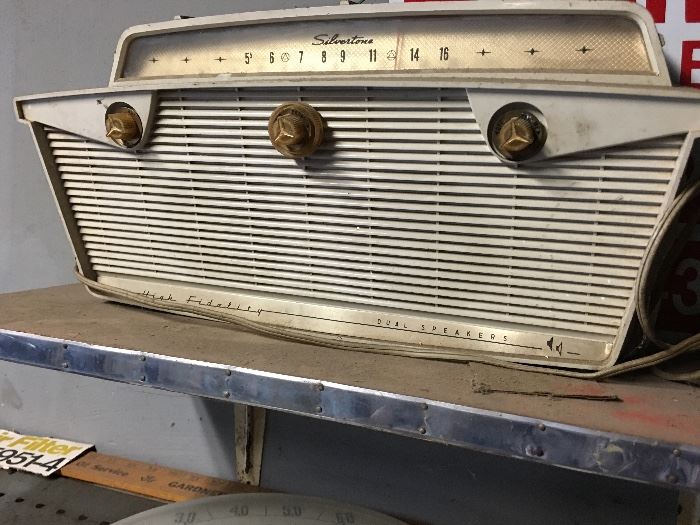 Some Neat Old Car Radios, too.