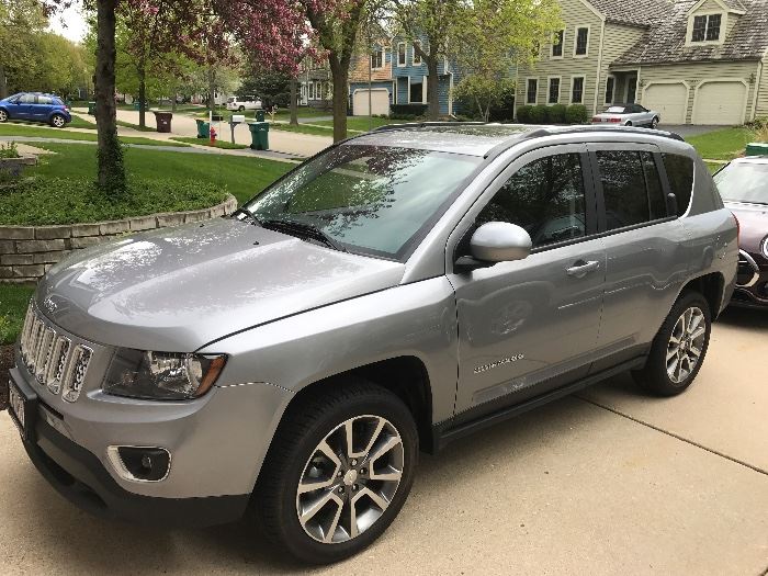 2016 Jeep Compass High Altitude 4WD, low miles
