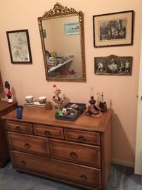 2nd small dresser - no mirror