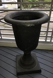 Large urn - lighter material