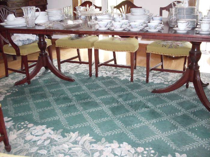DINING TABLE WITH LEAVES IT SEATS 8