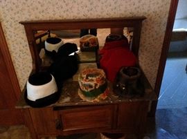 LOTS of vintage hats