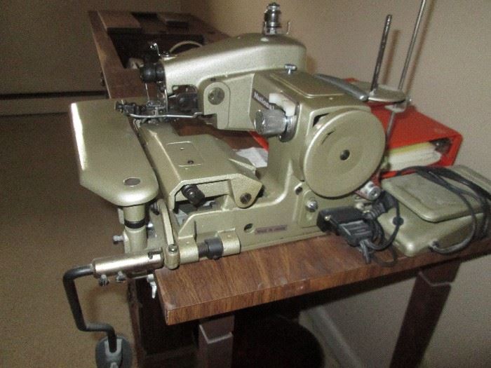 National table top blind stitch machine