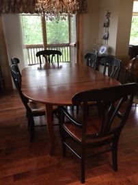  Dining table with two leaves and six chairs 