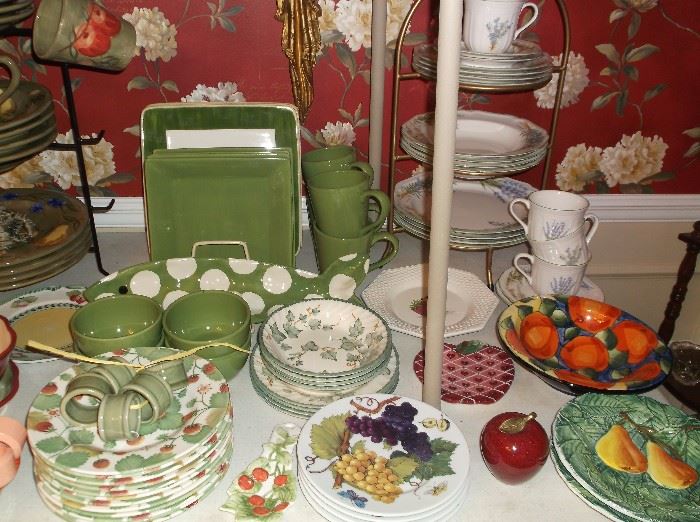 Green and floral pattern dishes