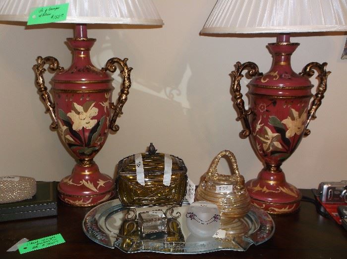 Pair of urn shape lamps with lilies