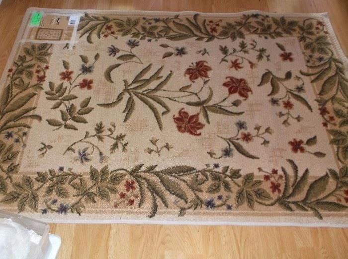 Hooked rug, never used, 3'10" x 5''5"