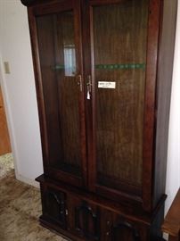 Two door gun cabinet