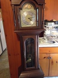 King Arthur Clock Co. (model 451) grandfather clock