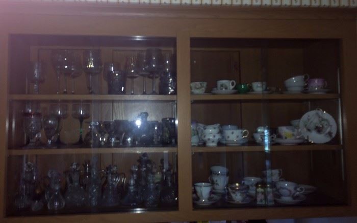 Tea cups glassware