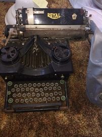 Antique Royal typewritter