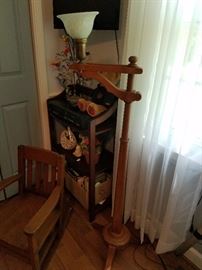 Colonial Hard Rock Maple and Glass Floor Lamp $125