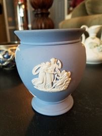 Wedgwood Jasperware Neoclassical Style Small Vase $40
