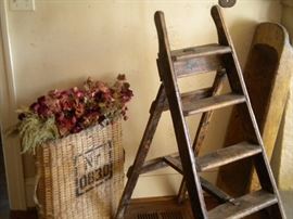 ANTIQUE WOODEN OVAL SHAPED BREAD BOWL DOUGH BOWL & Antique Wooden Farm House Step Ladder