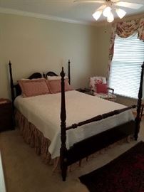 Vintage 4 Poster Full Size Bed Headboard & Footboard and Full Size Mattress & box Springs