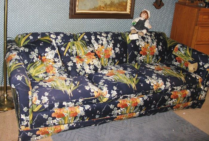 floral pattern fold out couch