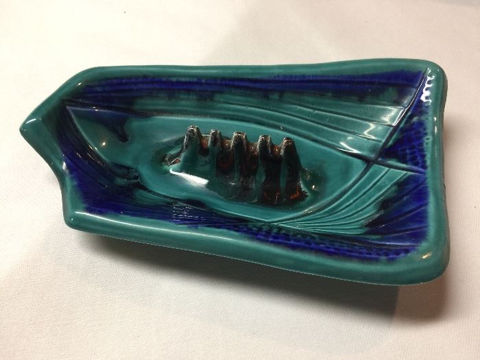 vintage ash tray by California Pottery