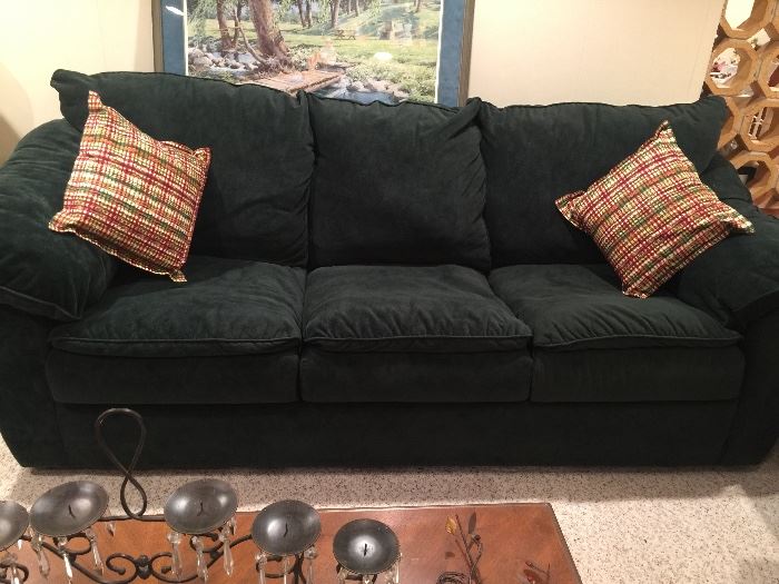 *** BUY IT NOW *** Lot # 206A  Comfy sofa with a queen sized bed.  In excellent condition. 88" x 39" deep. $550