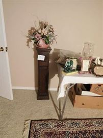 wood pedestal or plant