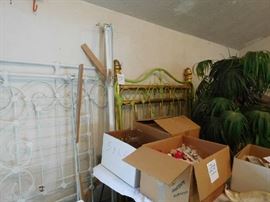 vintage bed headboards