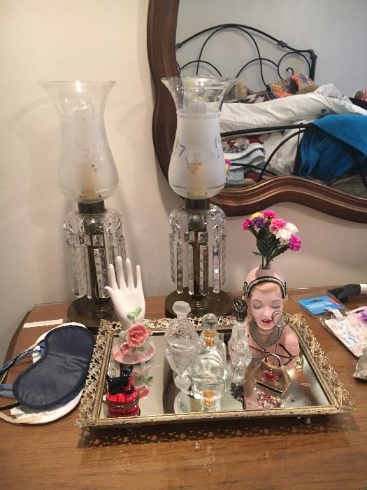 Mirrored Dresser Tray Perfume bottles/Pill box's/Ring hand/Vintage Lamps "as is"/Adorable Bud Vase
