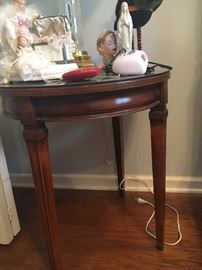 Matching Side Table w/Glass top